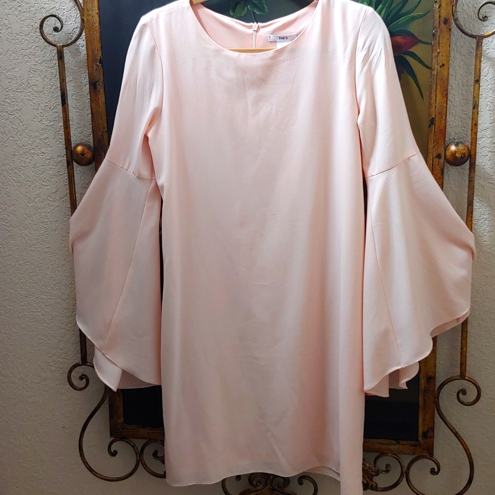 USA Made Bar III Bell Sleeve Shift Dress